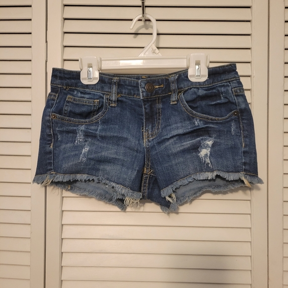 Mossimo Supply Co. Other - 5/$25 ❤ Junior Mossimo Jean Shorts